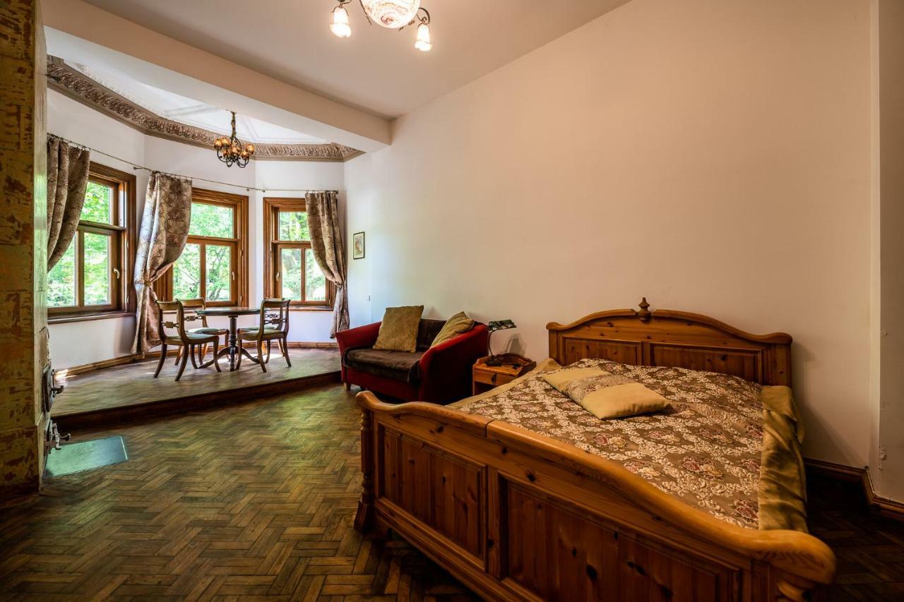Villa Apartments By The Sea Liepāja Extérieur photo